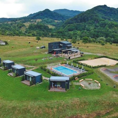Flandra Glamping 호텔 코르베니 외부 사진