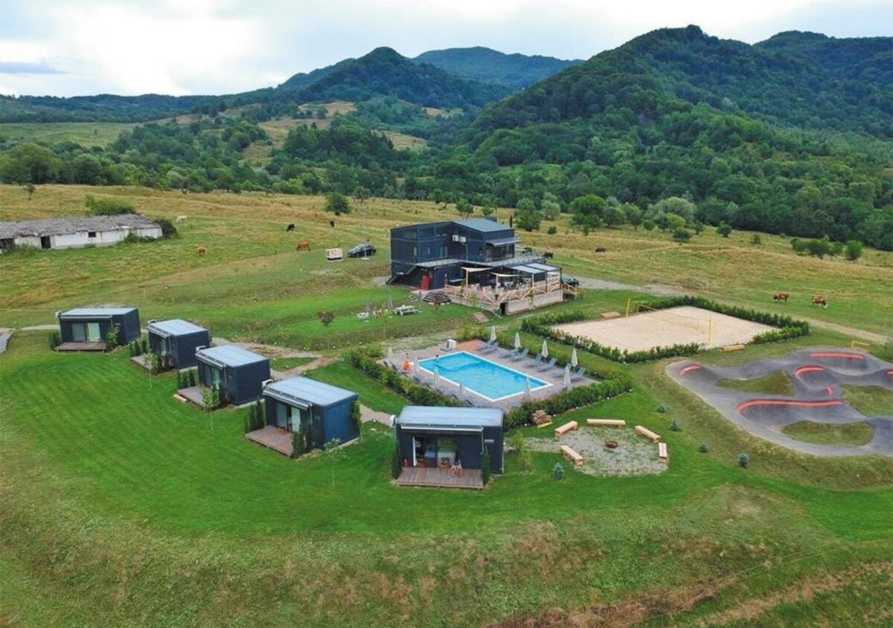 Flandra Glamping 호텔 코르베니 외부 사진